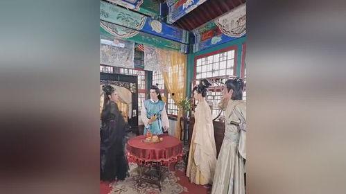 逍遥后宫娶女帝,与女帝共谱传奇爱情